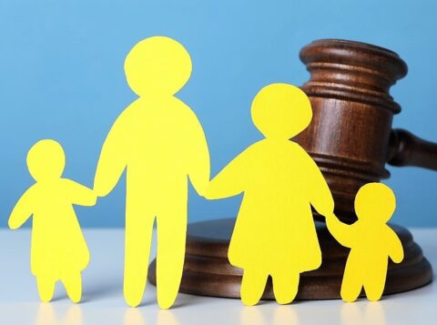 Nueva ley de familias, claves, permisos y nuevas ayudas - Asesoría El